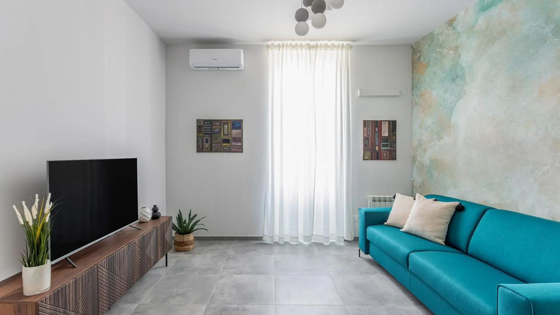 Sissi Home - Pavia City Center - By Host4U 0*,
